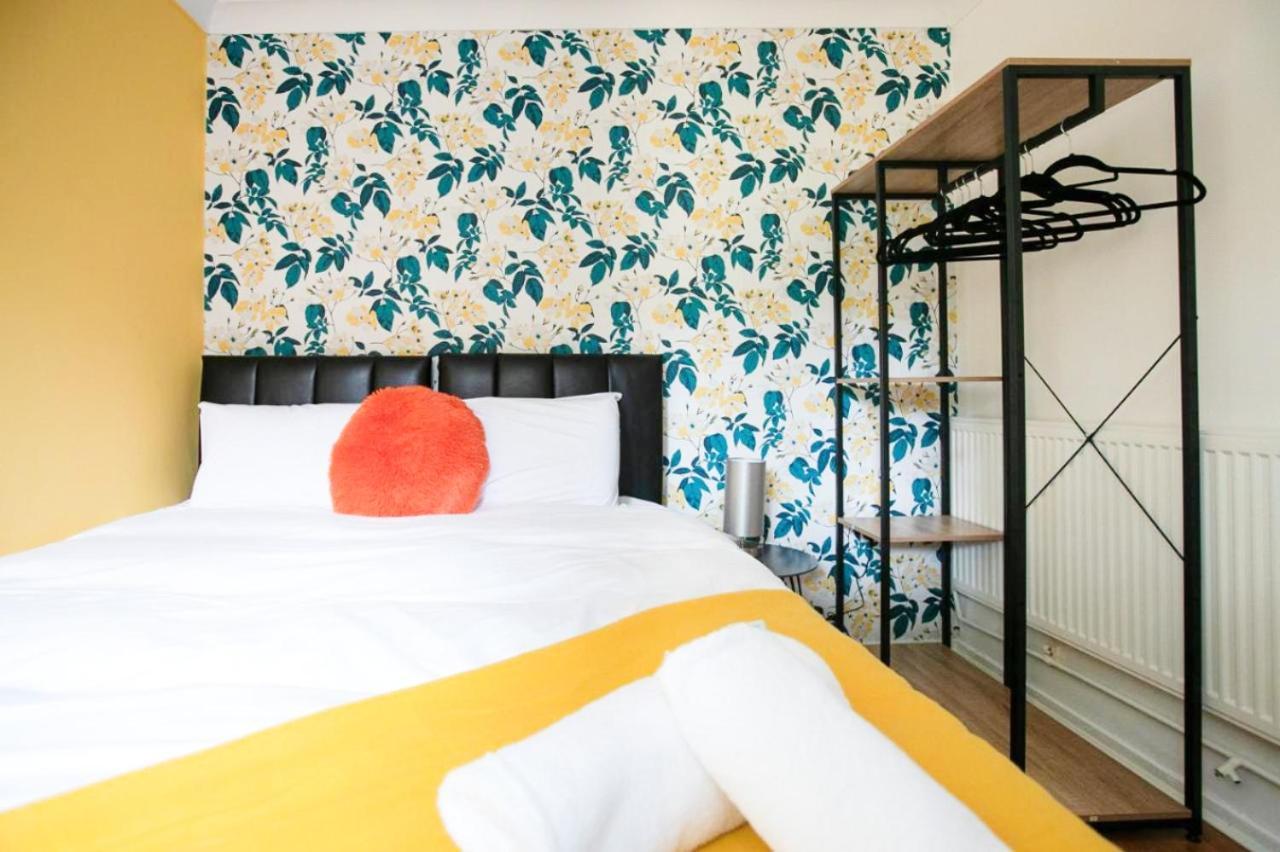 Emerald House Leisure & Contractors 피터버러 외부 사진